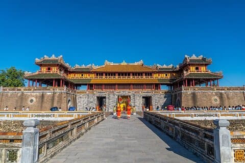 Tour privado de 1 día por la ciudad de Hue desde Hoi An o Da Nang