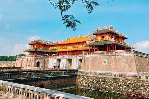 Private Ganztagestour von Danang zum Hue Imperial und zum Hai Van Pass