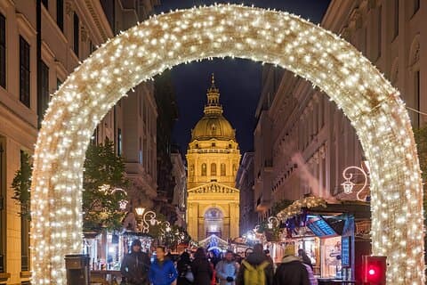 Jul i Budapest: Merry Walking Tour på julemarkedet