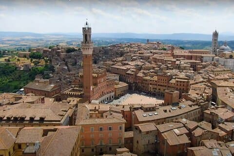 Siena and San Gimignano in Tuscany Private Day Tour