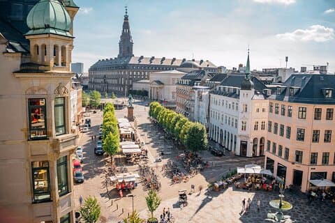 Copenaghen: tour guidato a piedi di 3 ore e mezza in Francese.