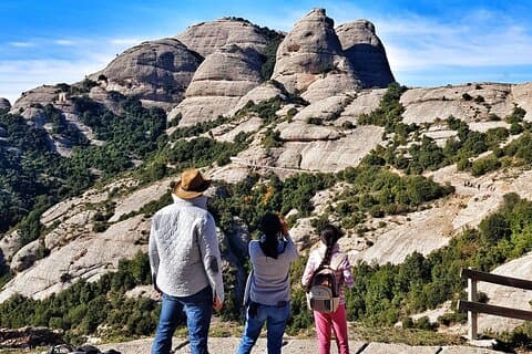 Excursión privada a Montserrat para familias y amigos
