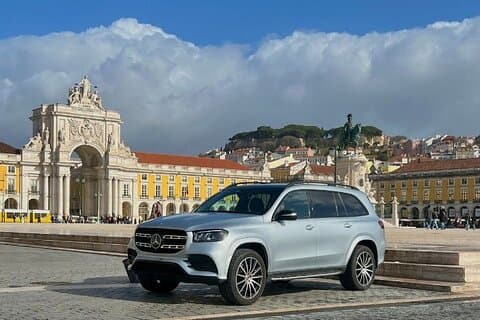Lisbon Exclusive Private Half-Day Odyssey with Tickets