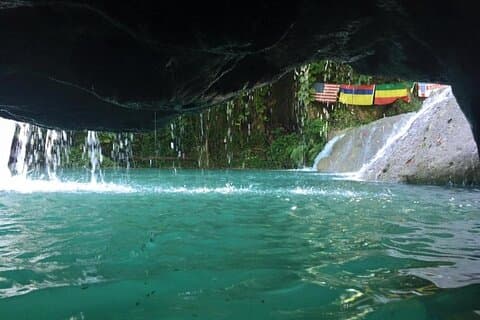 Blue Hole Falls 7 i 1 upplevelse