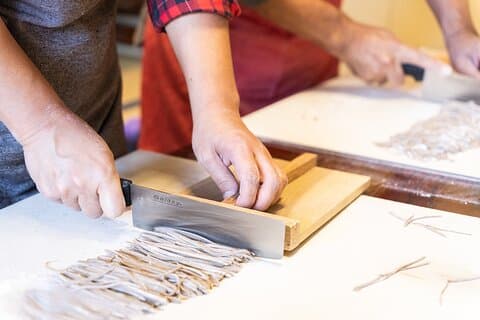 Oshinohakkai Soba Making and Cooking Class from Yamanashi