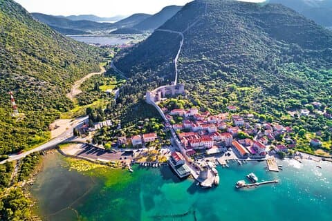 Transfer Split to Dubrovnik with Sightseeing in Ston Town