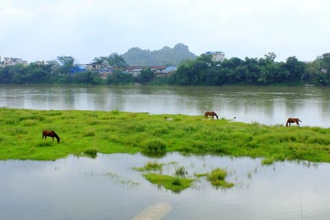 Yangshuo: 2-Day Highlights All Inclusive Tour
