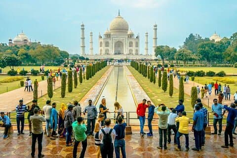 Taj Mahal Sunrise Tour tôt le matin avec entrées à Delhi