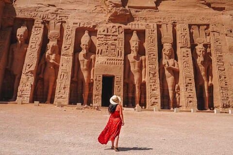 Traslado privado desde Asuán al templo de Abu Simbel