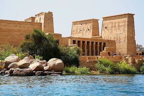 Tour privato da Luxor alla diga di Assuan, obelisco incompiuto, Philae
