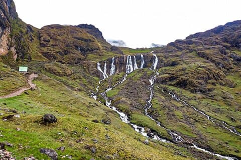 Lares Trek naar Machu Picchu met Hot Spring 4 - Dag & 3 Nacht.