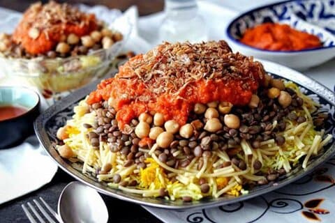 Recorrido gastronómico privado al famoso restaurante Koshary en Egipto