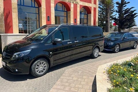 Private Airport pick up/drop off in Casablanca/Best price&cars