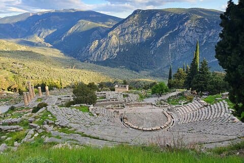 Athens: Delphi Small Group Tour Sanctuary of Apollo and Arachova
