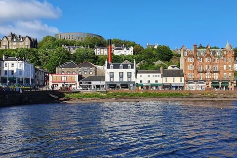 Guided Tour Experience of Oban Local Food, Drink and History