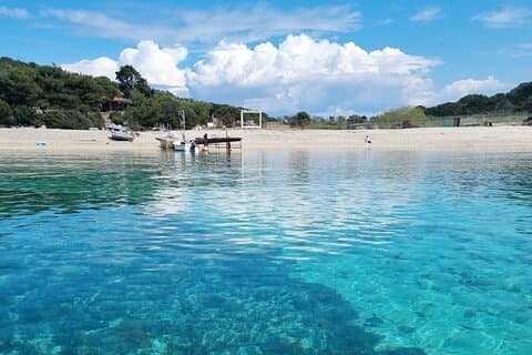 Fully customized private boat trip from Trogir and Split
