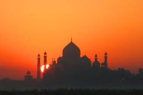 Tour privato di Agra Day: Taj Mahal, Agra Fort e Heritage Walk - Village walk