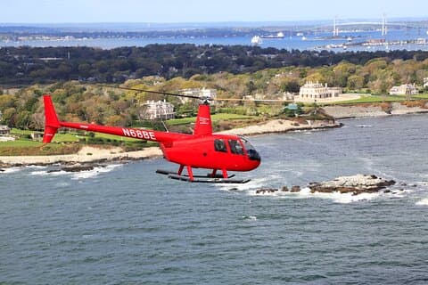 Szenische Tour durch Newport, Rhode Island mit dem Hubschrauber – Villa-Tour für 3 Personen