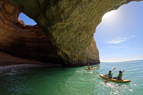 Private Kayak Tour to the Benagil Caves with 4K Photos