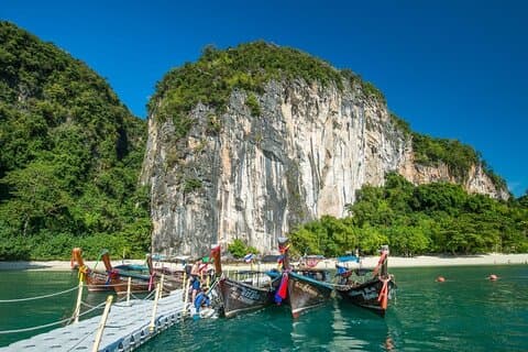 Groepsreis op Hong Island per longtailboot