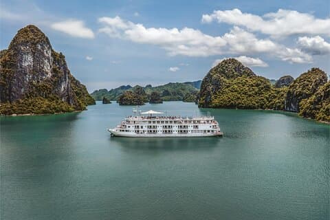 Signature Cruise 2-dages Udforsk Halong Bay fra Hanoi