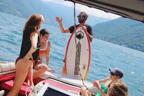Wakeboard y Wakesurf 4H en el Lago Como con Mastercraft Boat