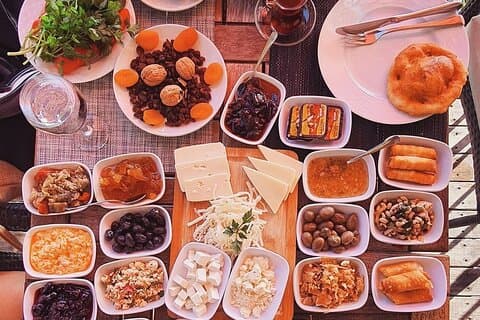 Unforgettable Turkish Breakfast&Panoramic Ephesus Tour,No Fees!!