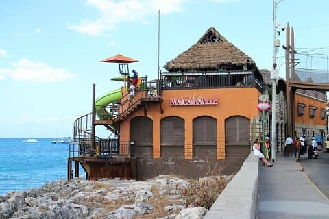 Margarita Vile e Doctor Cave Beach do hotel em Montego Bay