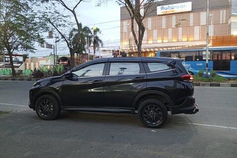 Autoverhuur vanaf Medan stad of Kualanamu Luchthaven naar Bukit Lawang