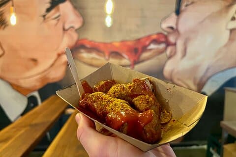 Berlin Center Food Tour mit 8 + authentischen lokalen Verkostungen