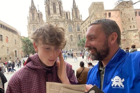 Zelfgeleide moordmysterietour door Barcelona door de kathedraal van Barcelona