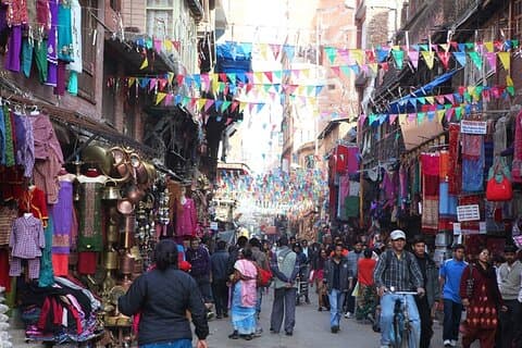 Stadtrundgang durch den Basar in Kathmandu mit professionellem Guide