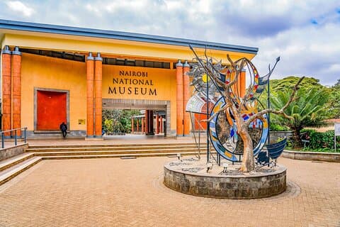 Nairobis nationalmuseum och Snake Park guidad dagstur