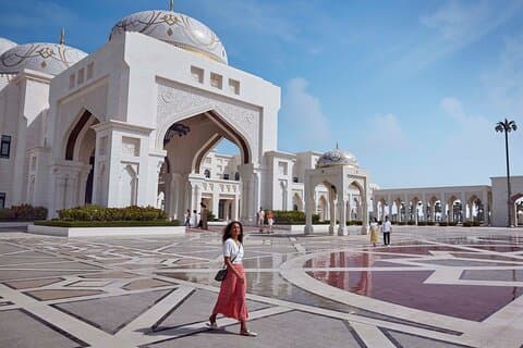 Abu Dhabi All in One Tour Tradisjon for innovasjon