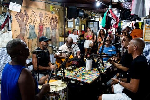 Vida noturna do Rio como um tour local