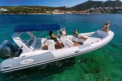 Croacia Tour privado en lancha motora por 5 islas Split Dalmacia