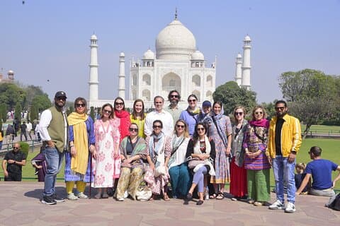 Tour Taj Mahal y Fuerte Agra en tren superrápido Gatimaan Express