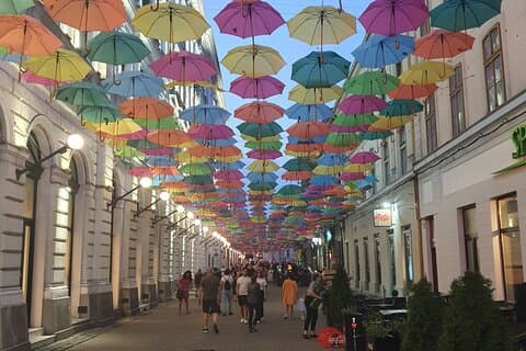 Tour privado a pie de 2 horas en la ciudad de Bucarest