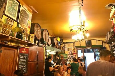 Tour gastronomico privato di Barcellona Tapas e Pintxos con Esperto locale