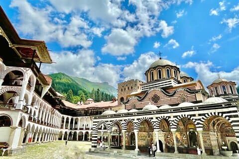 Heldags privat tur til Rila-klosteret, Stob-pyramiderne fra Sofia
