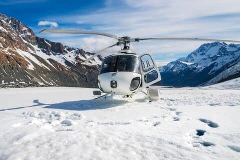 Everest-basiskamp-helikoptervlucht met gegarandeerde landing