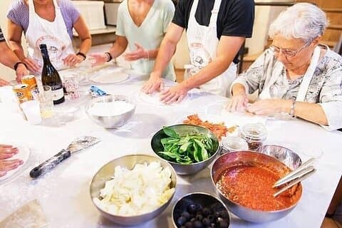 Semi-Private Pizza & Gelato Class in Florence