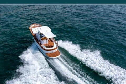 Tour de barco privado para Capri ou Costa Amalfi de Sorrento-Positano