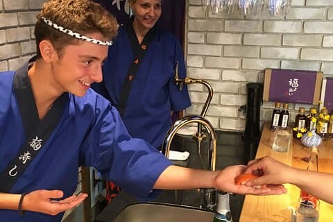 Sushi Chef class and Hot Spring Bath nearby Mt. Fuji
