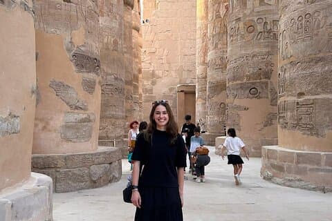 Tour privato di un'intera giornata East e West Banks a Luxor con barca a motore