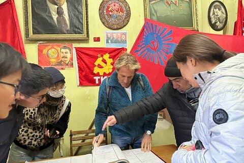 Stalins hemmeligheter: En underjordisk reise gjennom historien