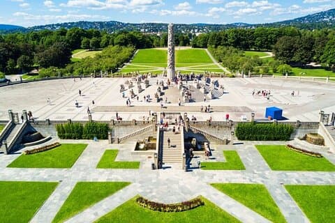 Passeio a pé pelas atrações imperdíveis de Oslo com um guia