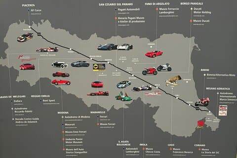 Motor Valley da Firenze: Ducati, Lambo, Pagani & Ferrari