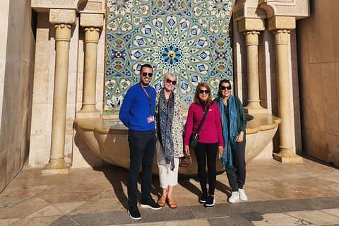 Casablanca walking tour with a cultural & historical tour guide