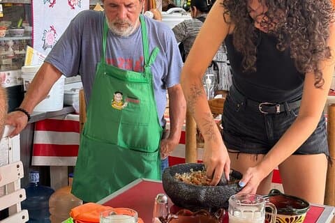 Explorador de mercado vegano e vegetariano da Cidade do México, além de aula de culinária